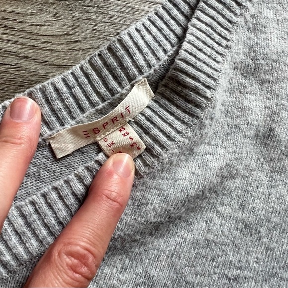 🔥SALE - any 4/$20. Esprit Lightweight Knit - Picture 3 of 4